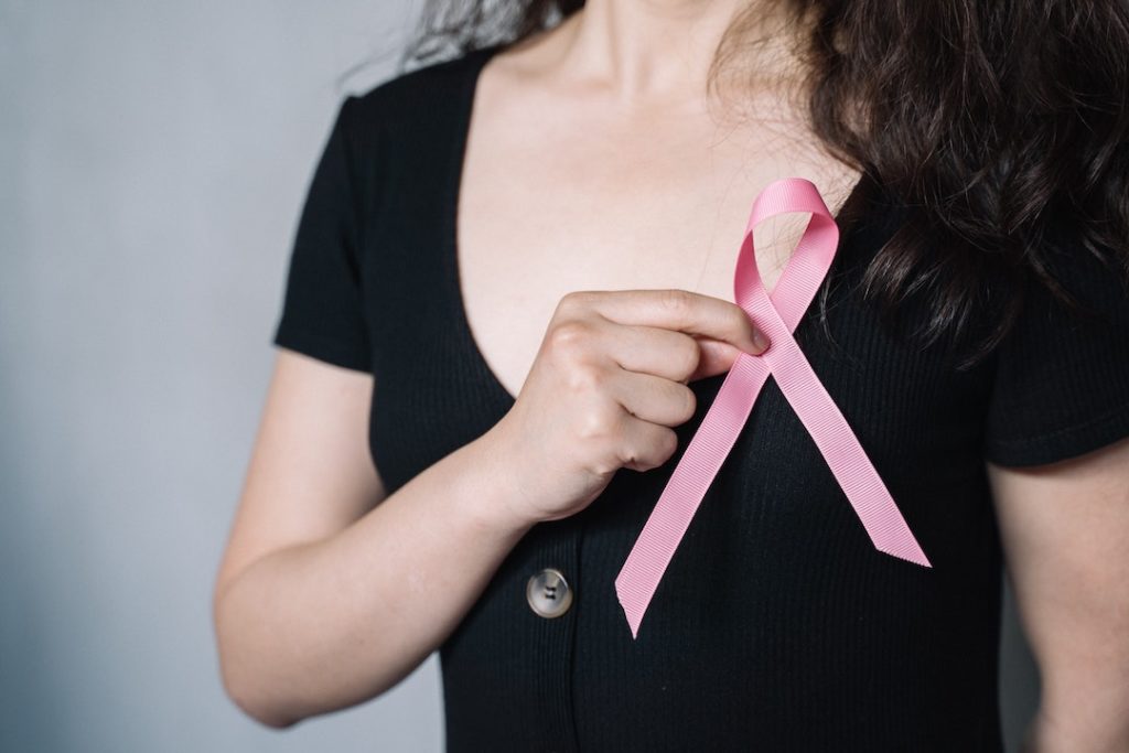 breast-cancer-and-menopause